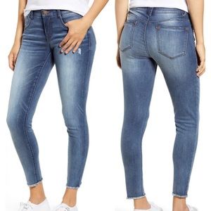 EUC Frey hem ankle crop skinny jeans